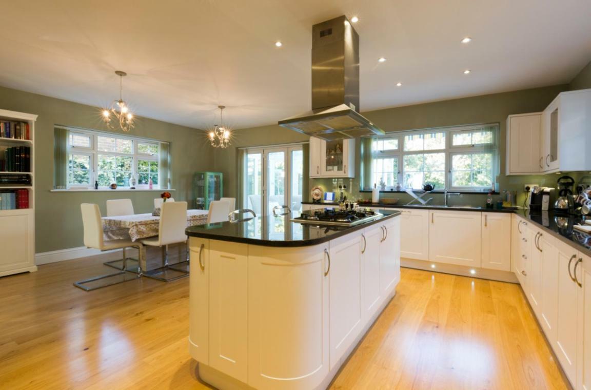 Leafy Suburban Bed And Breakfast Northwood  Екстер'єр фото